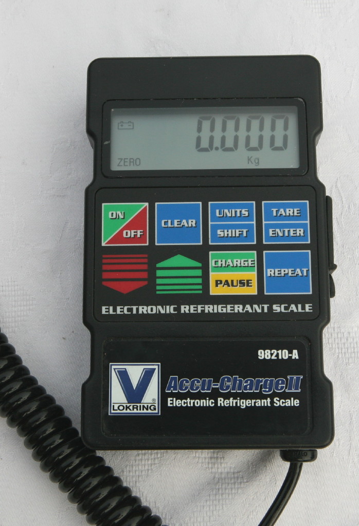 Balance de charge électronique frigoriste lokring 98210A Accu Charge II